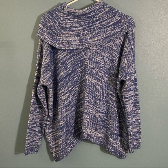 Express Casual Cowl Neck Pullover Sweater, Blue And White Cozy‎ M/L Wool Blend - Picture 3 of 6